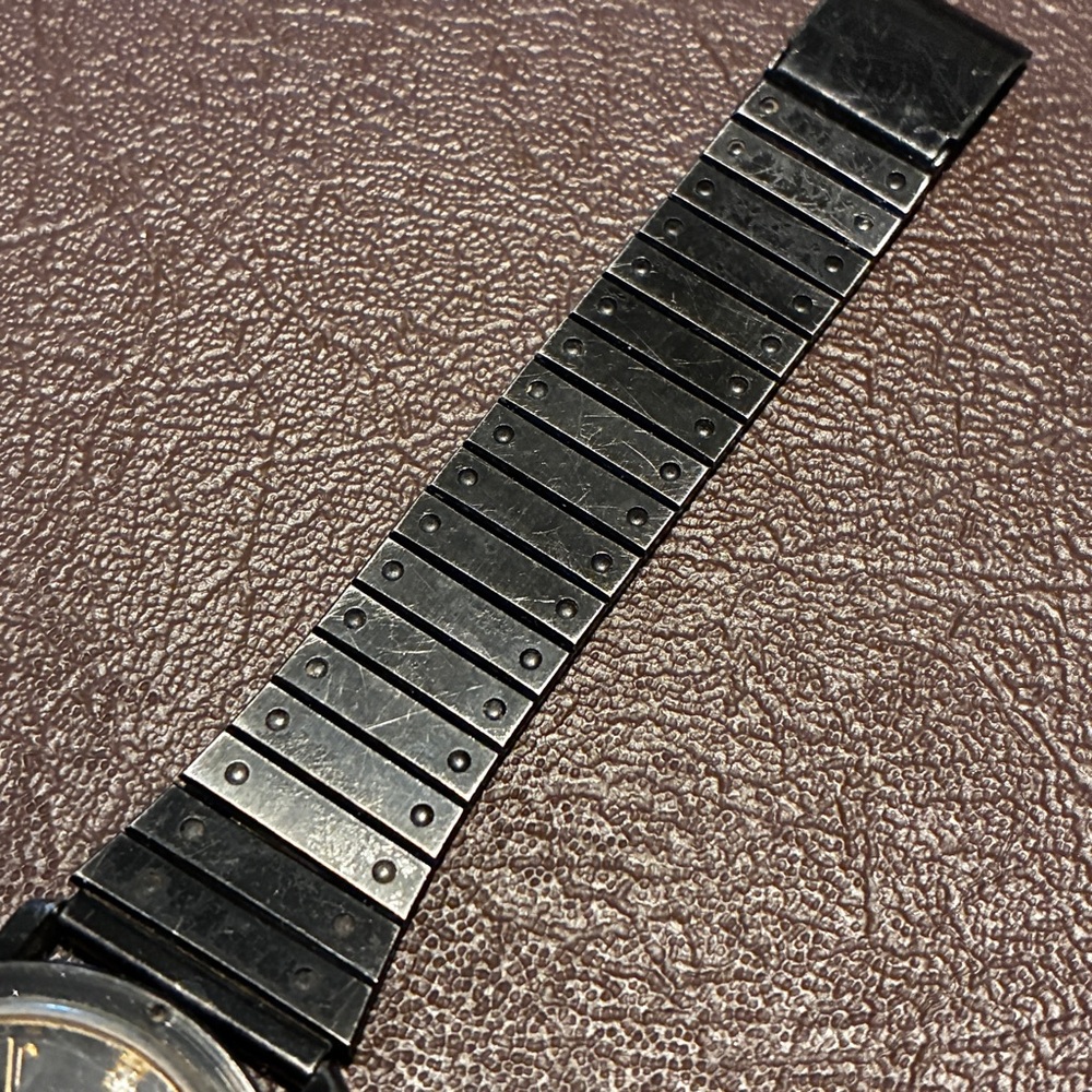 Women's Black and Gold Quartz Watch - Picture 3 of 15